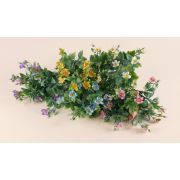 153.478 Ветка в букете с мелкими цветами